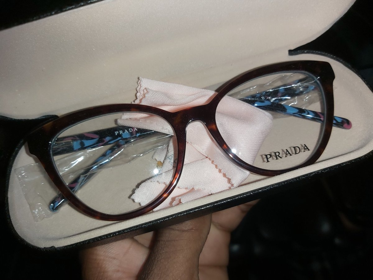alamin_kari's tweet photo. Unique fashionable Frames Available 
1st pic 6k
2nd pic 5k
3rd pic 4k
4th pic 2k https://t.co/HNCX8VGizN