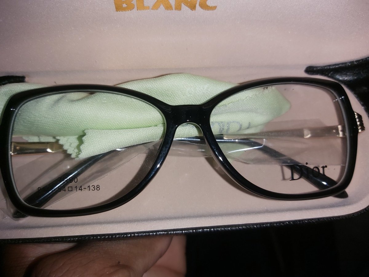 alamin_kari's tweet photo. Unique fashionable Frames Available 
1st pic 6k
2nd pic 5k
3rd pic 4k
4th pic 2k https://t.co/HNCX8VGizN