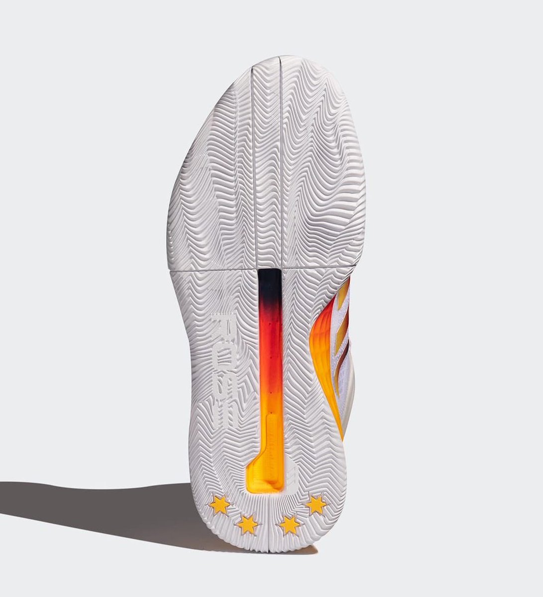gpt_news012's tweet photo. 【Adidas D Rose 11】
🔸Adidas D Roseシリーズの新作
“Adidas D Rose 11”が登場!
🔸発売日:未定
🔸価格:未定
#バッシュ #バスケ #Adidas #アディダス #DRose11 #NBA #スニーカー #bashsokuhou https://t.co/HZkUYjKNjZ
