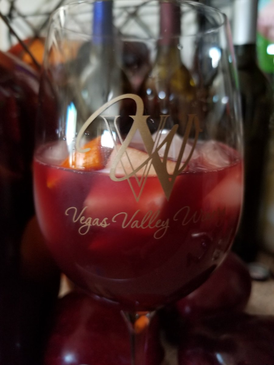 GrapeExNV's tweet photo. Love #sangria? Get our recipe on our Facebook or Instagram page.  #wine https://t.co/Wvefwm4WH3