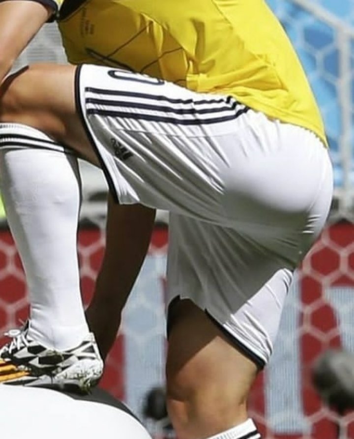 0eesa11's tweet photo. خميس 😍🍑🍑🔥🔥🔥🔥🔥 https://t.co/Ryr85GdS1F