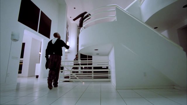 VaultOf1520's tweet photo. ‘Belly’ in 1998 directed by Hype Williams, starring @DMX &amp; @Nas and  styled by @juneAmbrose 💙 https://t.co/yxuCguOywy