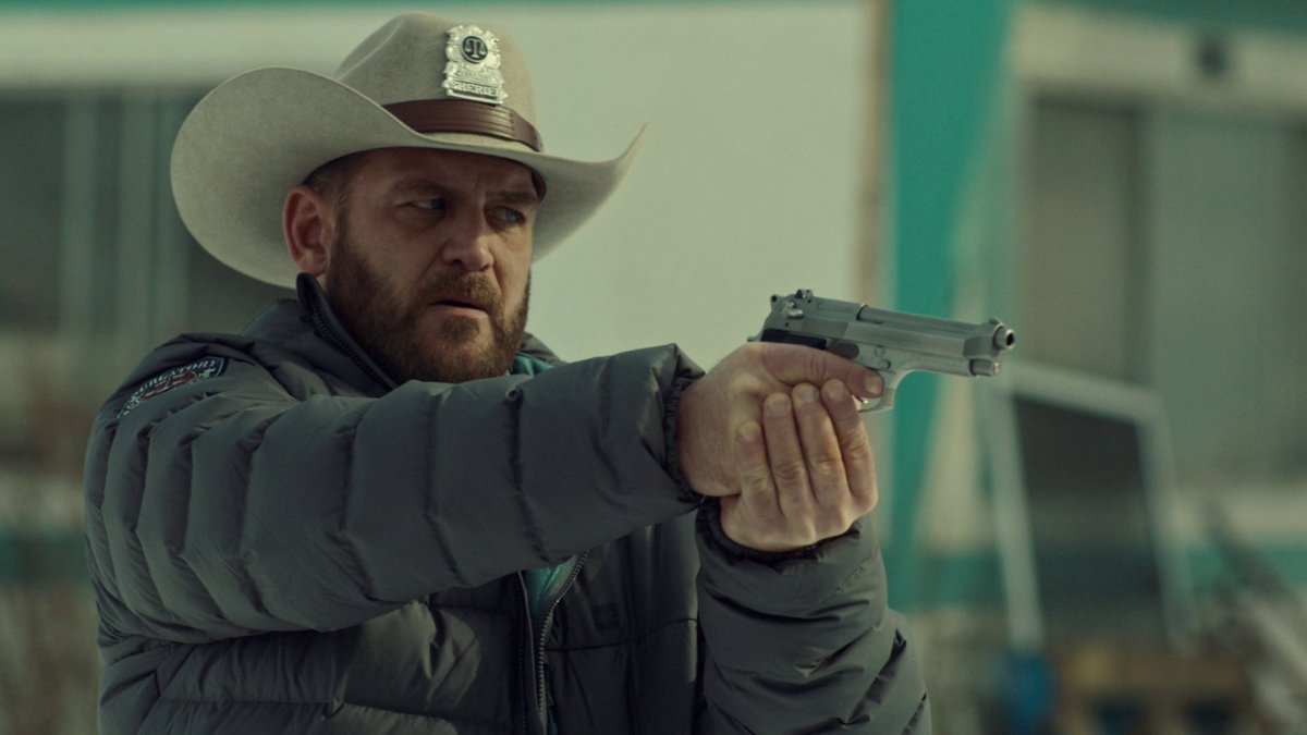 viking_elf's tweet photo. 4/5

Something happens to Nicole when she comes in contact with the ring or by those slashing weapons

Do "Bulshar things" turn her supernatural?

Only the flash on her service weapon can flash purple
Shotgun in s4 flashes orange

Would Holt's gun flash purple?
#WynonnaEarp https://t.co/KBf0zbOXPx