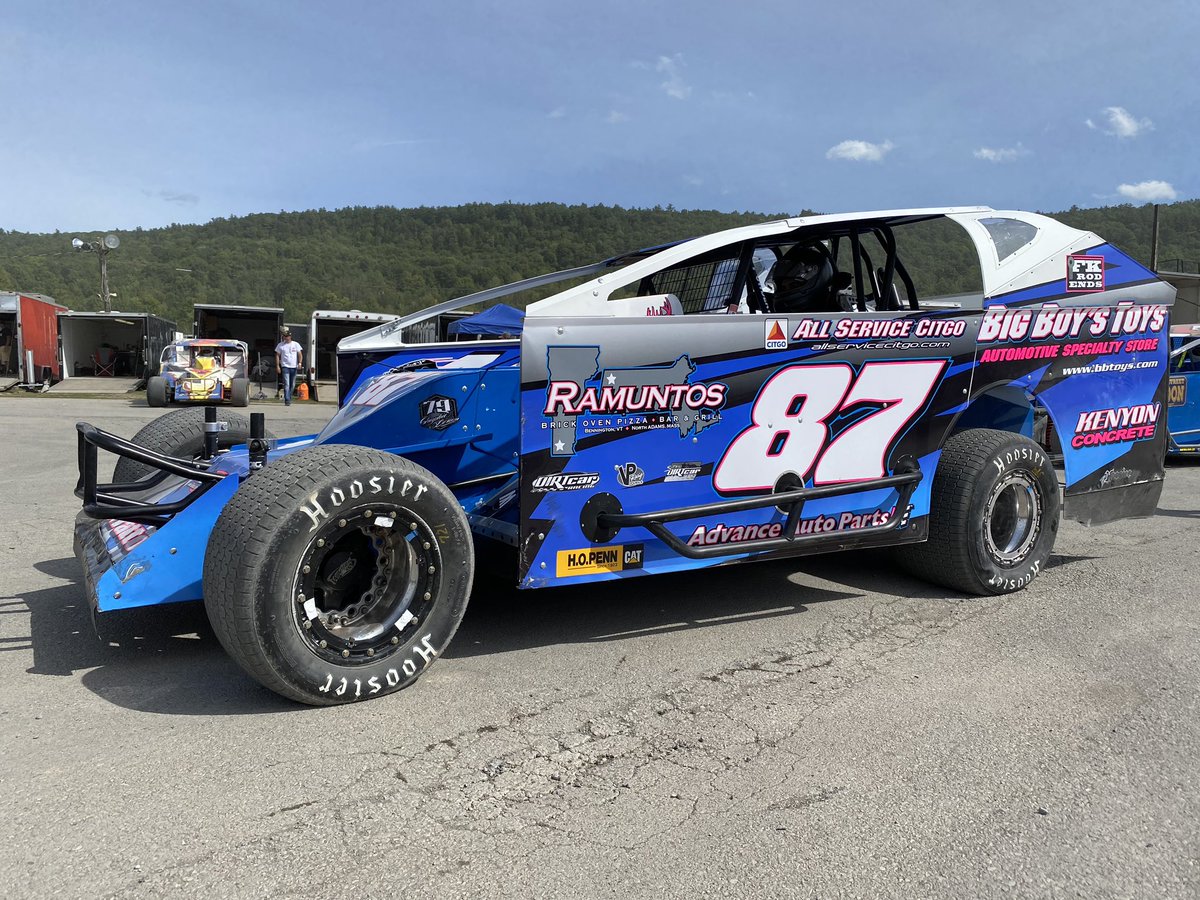 _strattonracing's tweet photo. We’re in the show! 

Neil went from 13th to 2nd for the final transfer spot in the consi! We will start from the 24th starting spot. #VT200 @DevilsBowlSpeed https://t.co/Zaz9MFqgPf