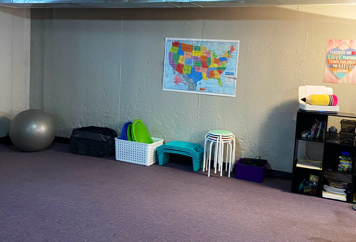 amyzizelman's tweet photo. Our Virtual learning space is making progress. #onegpvirtual #cvva #WeGotThis @SchoolsMichigan #familyteamwork @cvschools @GPSchools @dannyziz https://t.co/o4R2Hp7kFD