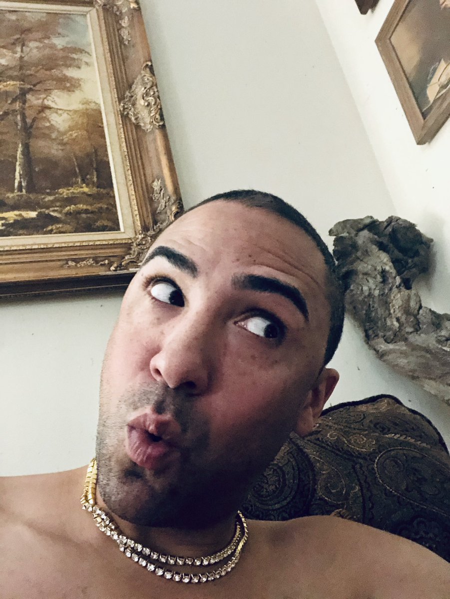 JacobJPhillips's tweet photo. Whatโs That My #LochNessMonster Wood?
#Watching ๐ #LUCY
#LucyNetflix #Netflix #Movie #Film #Movies #NetflixAndChill #Silly #Gay #Blessed #Jesus #BeKindBeHuman #BeSafe #Canada #Winnipeg #Manitoba https://t.co/nwywRFSah8