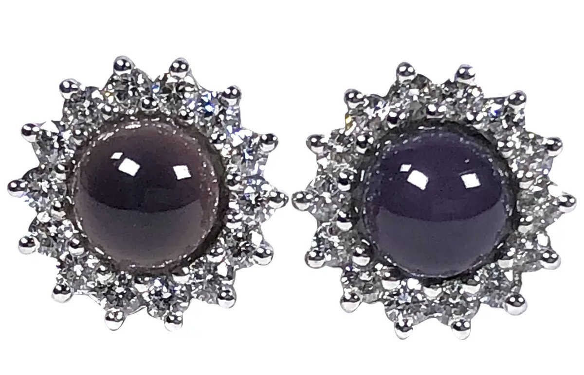 globalgemology's tweet photo. Good News:  These custom made platinum earrings contain natural quahog pearls and diamonds.

Bad News:  They've already sold.

#rarepearls #naturalpearls #quahogpearl #quahogpearls #quahogpearlearrings #naturalpearljewelry #quahogpearljewelry #jewelry #rarejewelry #1ofakindjewels https://t.co/zxQTHs4sQr