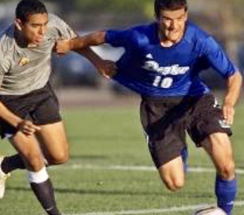 Fight like a champion, life will knock you down... get up every time.. like a CHAMPION <a href="/CVAlbSoccer/">CV/Alburnett/INCA ⚽️</a> ❤️ <a href="/MKen10/">Kenan Malicevic</a>