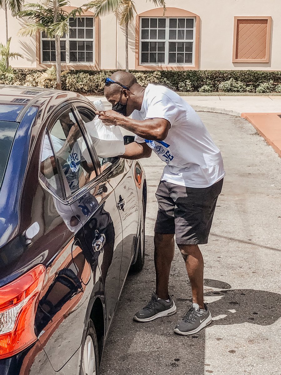 .<a href="/MiamiDolphins/">Miami Dolphins</a> Food Relief Program had a busy weekend purchasing meals from Chef Holmes Smokin Bones, Chef Kathy’s Catering and Kyle’s Catering to distribute to True Praise FWC, Greater Love Church and  St. John’s United  Methodist Church #FootballUnites #Community #covid19