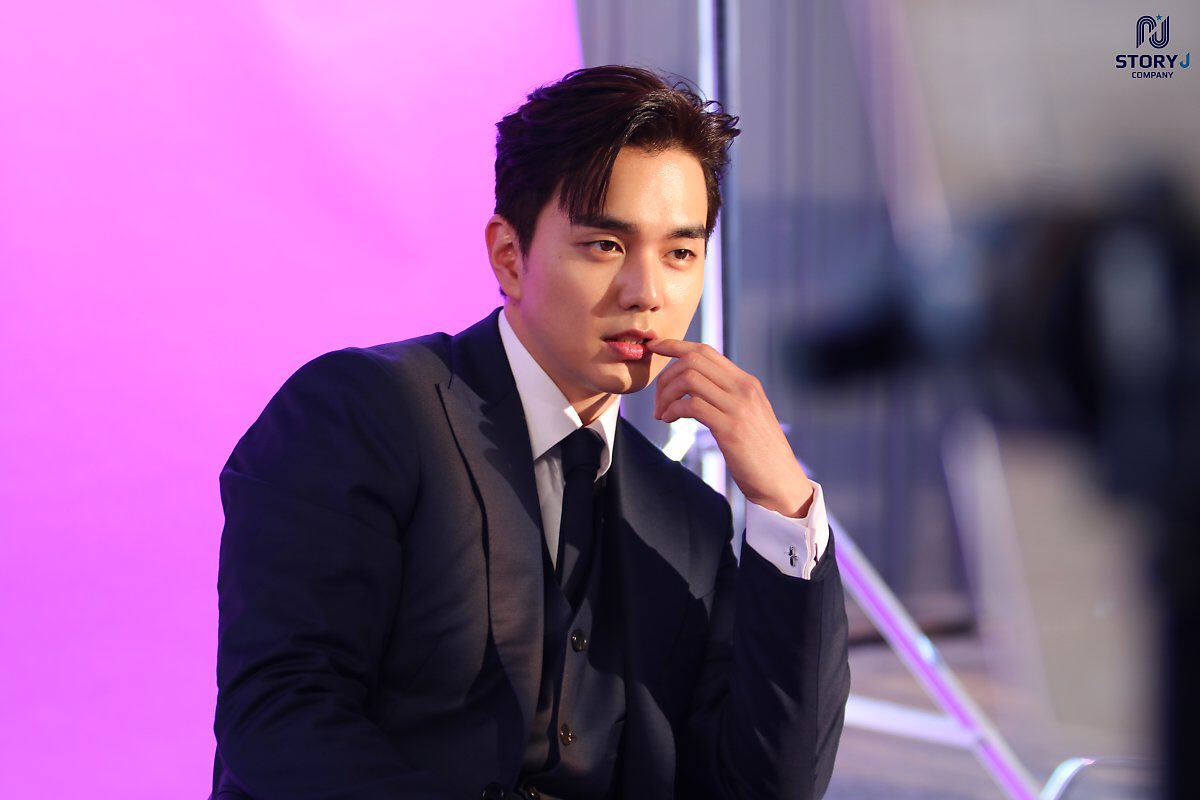 Lin7822992351's tweet photo. Hello good morning
Hello good morning my dear oppa
@YooSeungHo
#SaranghaeYooSeungHo
I miss you so much
Love you so much
Support always forever
@YooSeungHo https://t.co/RweyDxsugZ