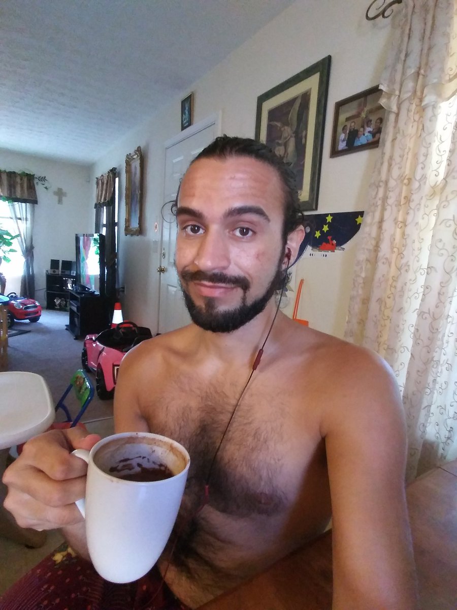 cosmekal's tweet photo. Pics from my glows and meditations today 😸🌤🌈 #magickman #cacao #hatha #yoga #meditation #sunlove #myenergy #radiantlove #joy https://t.co/Rw7Tss0zMw