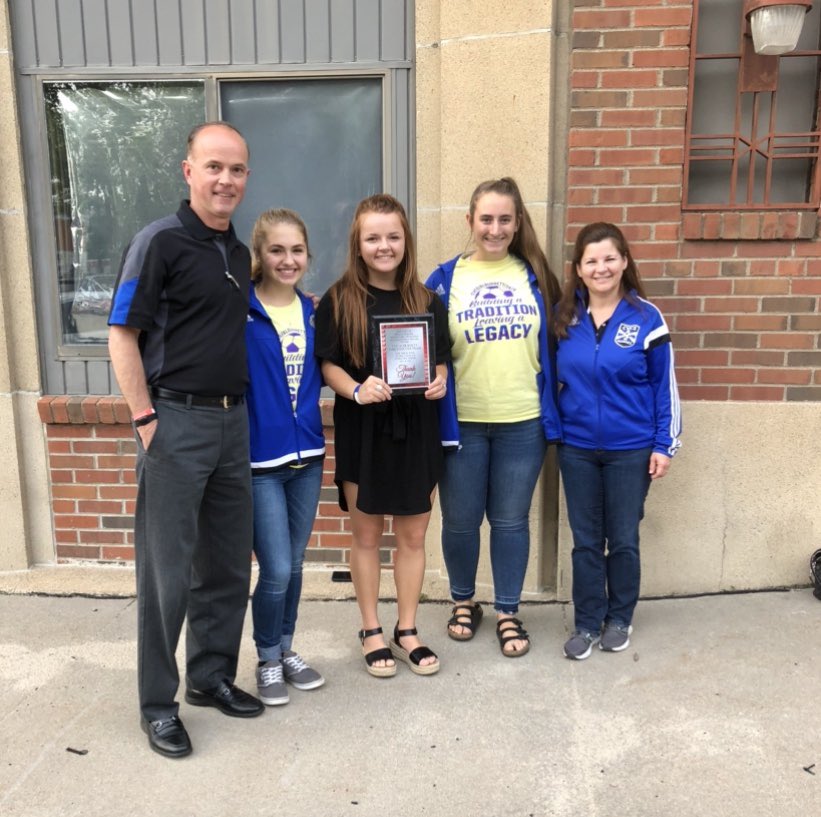 Keep making a difference in your community and other communities, you are making a difference every day. <a href="/CVAlbSoccer/">CV/Alburnett/INCA ⚽️</a> ❤️