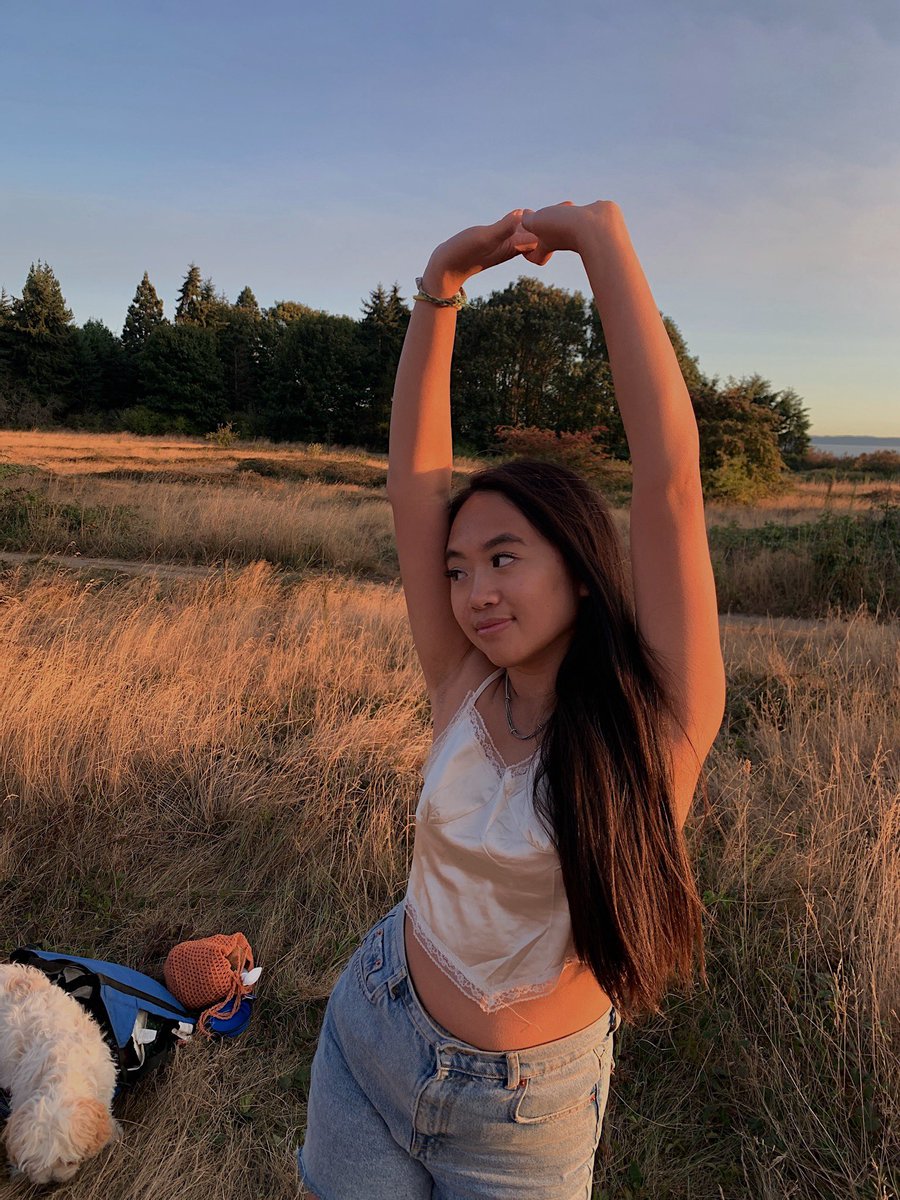 emilychenn1's tweet photo. twitter is the place I post pics that didn’t make the cut for insta 😭 https://t.co/qF9iKC1u6C