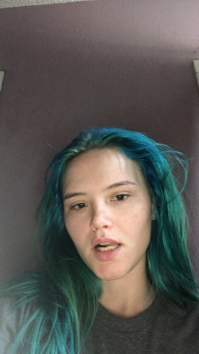 urfavlexbian's tweet photo. anyways my hair is blue https://t.co/CnBF3XgNnm
