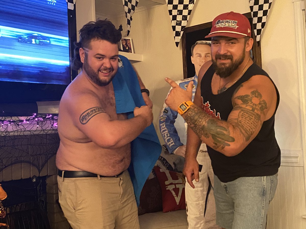 GamecockWilson's tweet photo. @TooToughToTame @RutledgeWood @NASCARONFOX @NASCAR @NASCARonNBC https://t.co/Qp8Fjhtmaf