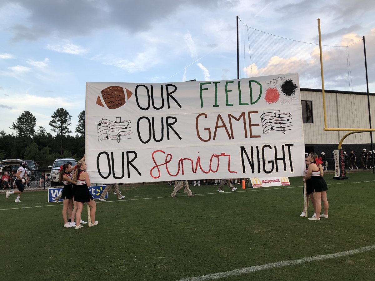 WL_Cheer's tweet photo. We had a great first game at the Kingdom Friday night! #FirstGameFirstWin #SeniorNight #WeAreWest @WestLauderdale1 @WestSports12 https://t.co/2YHEPZsyyh