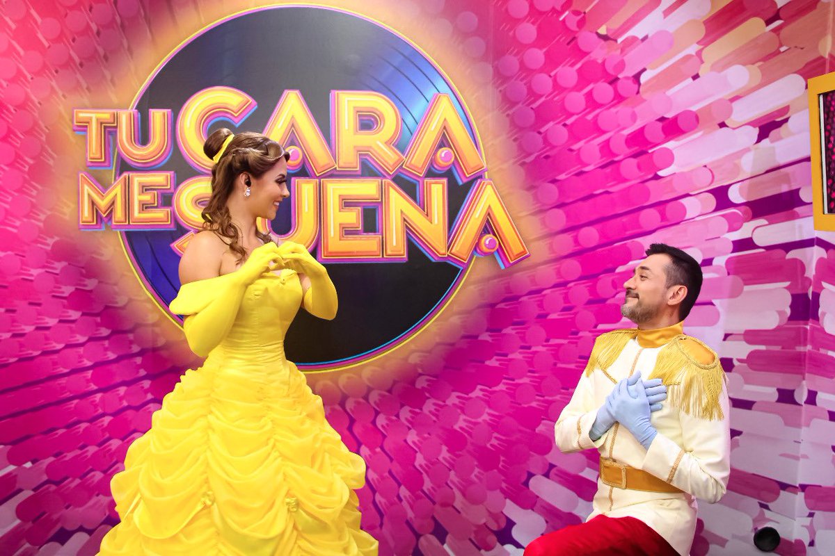 ¡YA EMPEZAMOS! 
¿Quiénes nos acompañan en esta gran noche? ✨