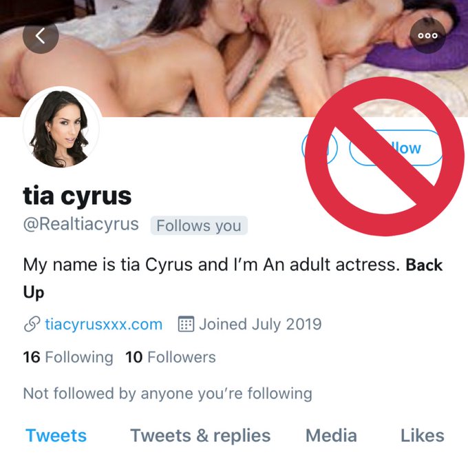 🚨ANNOUNCEMENT🚨  🆘 I NEED EVERYONES HELP! PLS REPORT &amp; BLOCK🚫THESE 4 FAKE ACCOUNTS🤬  There are SEVERAL<a href="/tag/teamcyrusxxx"class="tags"><span>#teamcyrusxxx</span></a>