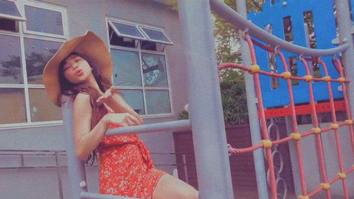 sunoologism's tweet photo. your camera roll when @maymayentrata07 is your girlfriend 💓

< a summer date with maymay thread > https://t.co/yQOYCvL2Pr