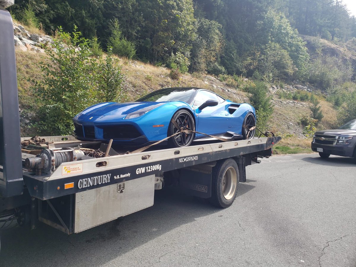 SquamishRCMP tweet picture