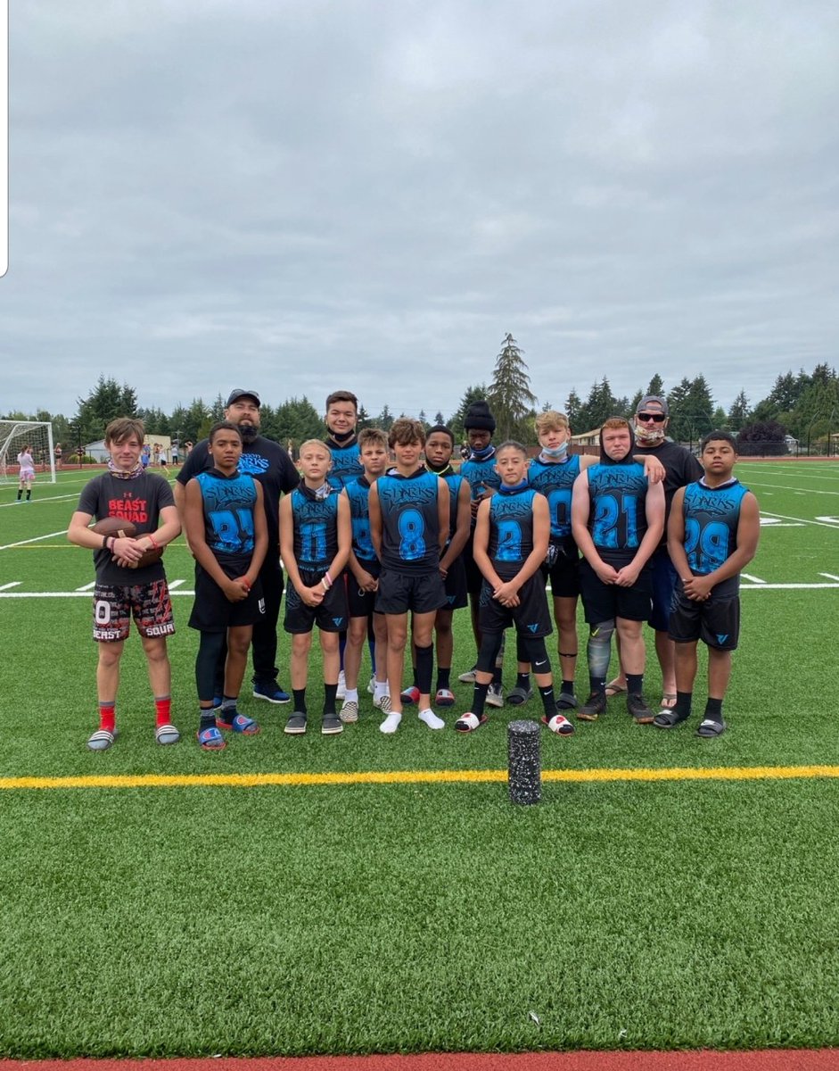 ChaseDominguez7's tweet photo. I'll go into battle any day with this squad !!!   #everyopportunity  #werk #quarterback #football #7on7 #ibc #sharks https://t.co/wejttVZ4xv