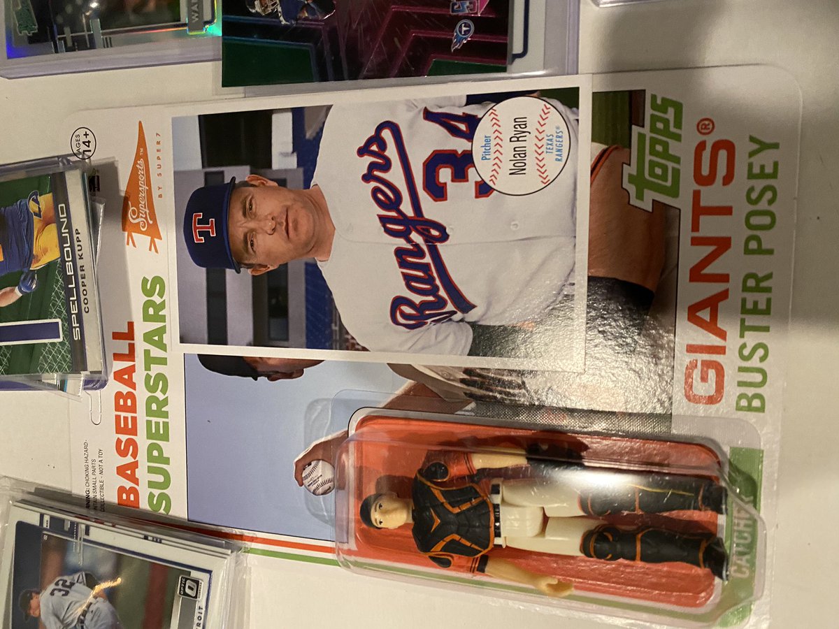 DuaneBPrattJr's tweet photo. Shout out @JETTliners thanks for pulling 🔥 in your breaks and free shipping. Ships base cards also #tradingcards #breakbox #football #BasketballCards #BaseballCards https://t.co/kXXOr7PUMr