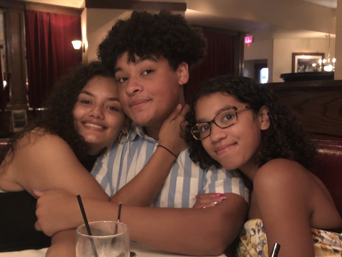 BradleydDeirdre's tweet photo. These three! #blessed #family #dadsbday #56andcounting #alllove ❤️✌🏽😷 https://t.co/6SFChFO2FC