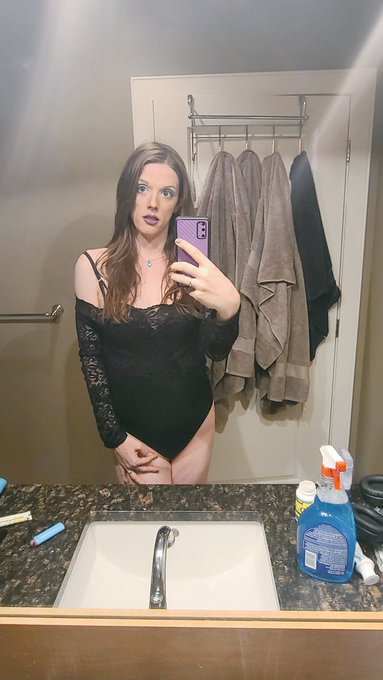 This is what i wear around the house. Chatting show soon. Cawk still ruined forever. Also you can see