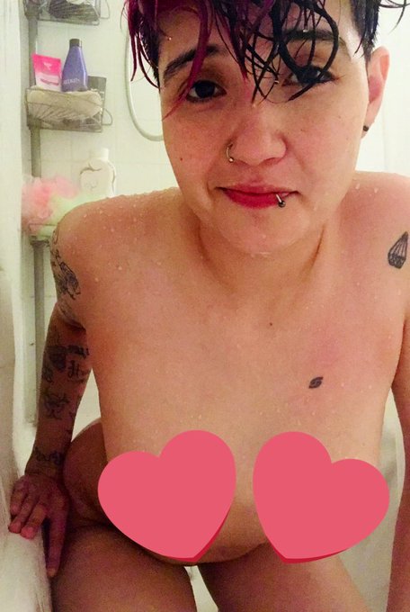 Lucy Grey’s pics and videos