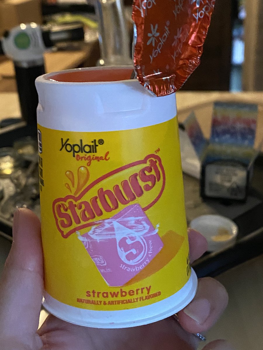 jskrillaaaa's tweet photo. Tell me why this slaps hardt and tastes like the 90s https://t.co/0O5XluRF7a