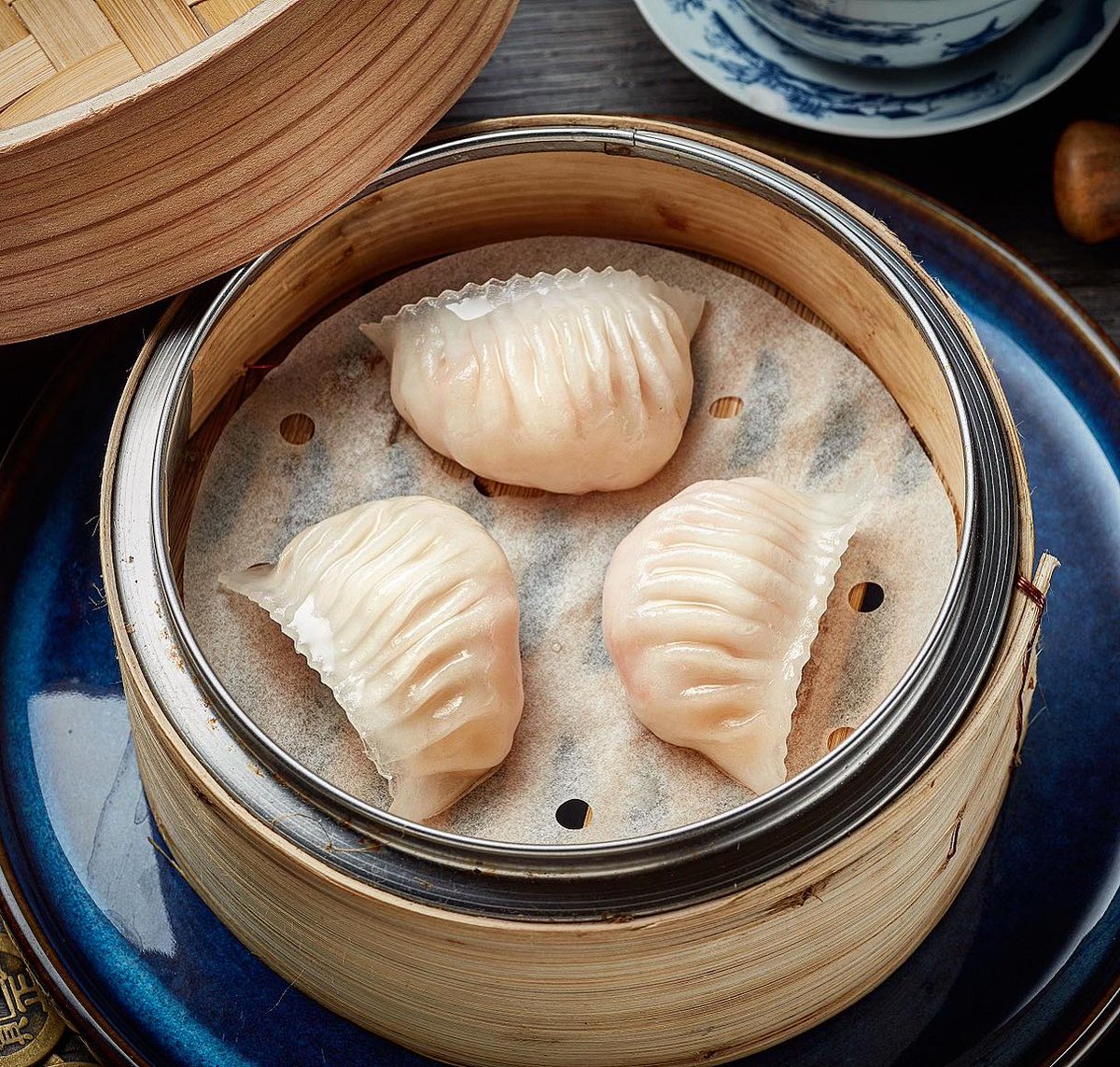 cloqu2's tweet image. Sea Harbour’s dim sum is certainly a draw and a basket of Har Gow will start your day perfectly, but the waits can be long. Come in during the weekdays instead. #SGV

source/ la.eater.com
image/ The Forks &amp;amp; Spoons

Follow us on 👉🏻👉🏼👉🏽👉🏾👉🏿 @cloqu2