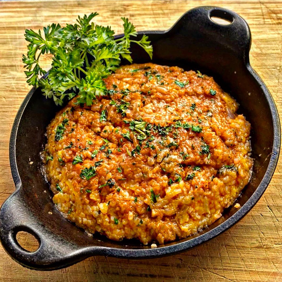 cloqu2's tweet image. the food at Industriel Urban Farm Cuisine is good! Go for the dineL.A. lunch to try the restaurant’s take on the cheeseburger, or for dinner to try the caramel tart. #DTLA 

source/ discoverlosangeles.com
image/ @industrielfarm

Follow us on 👉🏻👉🏼👉🏽👉🏾👉🏿 @cloqu2