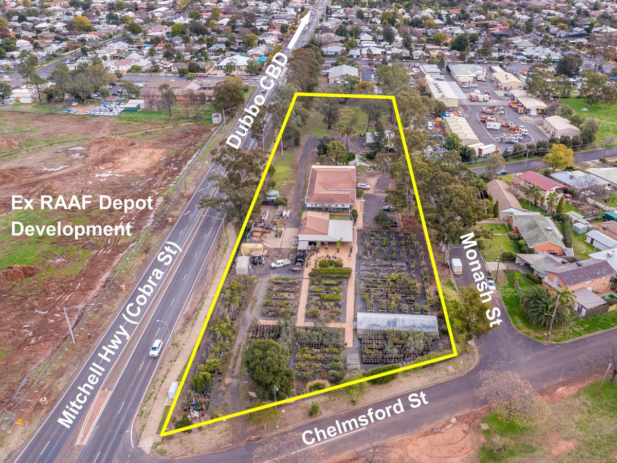 AseanDeveloper's tweet image. A highly visible development site positioned on one of Dubbo&apos;s busiest streets is for sale through Andrew McDonald and Joe Burgun of Andrew McDonald Commercial Dubbo.

#dubbodevelopmentsiteforsale #andrewmcdonaldcommercialdubbo

Read more: bit.ly/338wIpo