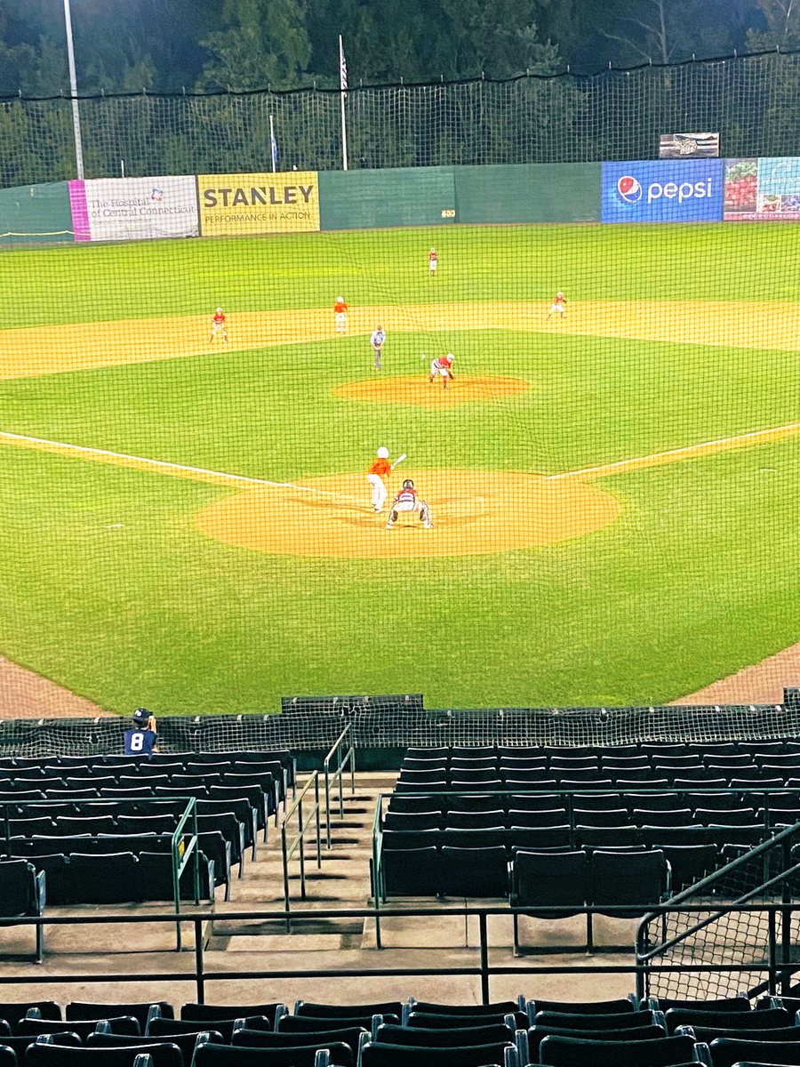 ColonialLeag's tweet image. 