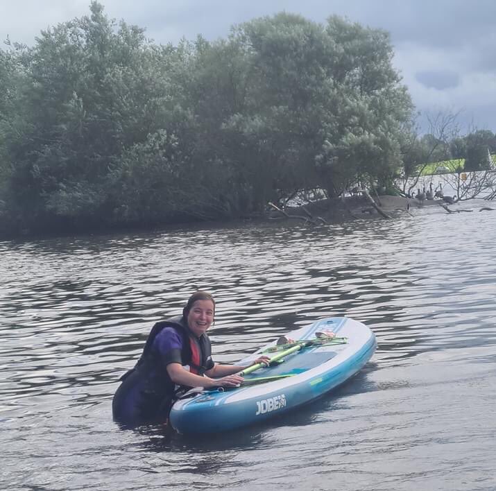 MidCheshireSUP's tweet photo. #Enthusiastic #Students plenty of straight lines and the odd splash but when you can continue laughing and enjoying it makes an #Instructors job enjoyable and worthwhile. @MyNorthwich @CRTNorthWest #SafePaddling #SUPTaster #ASISchool @Winsfordtc https://t.co/ziZKUdVS4k