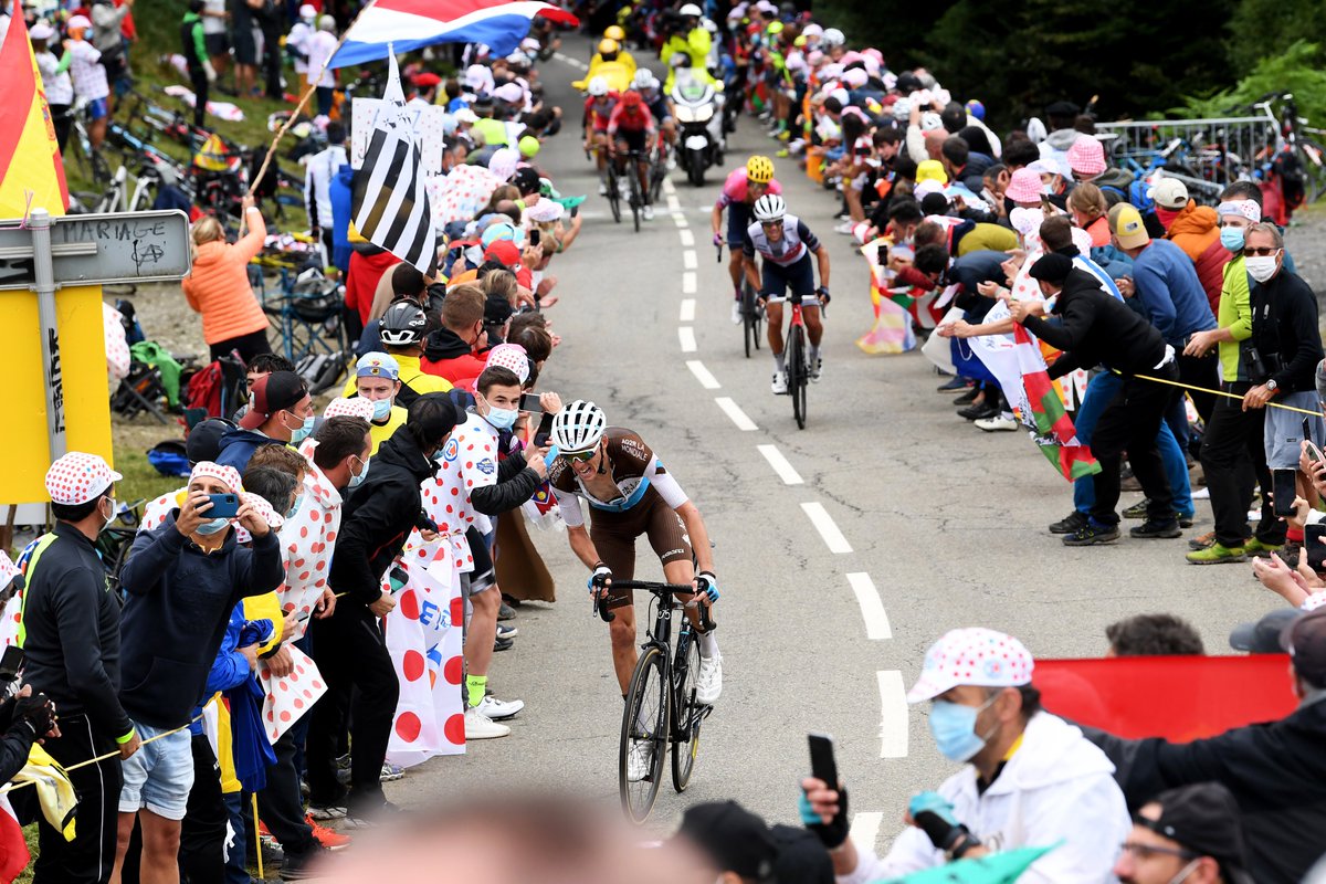 decathloncmacgm's tweet photo. 🇫🇷 - @LeTour 

🏆 1x Victoire d'étape
⚪🔴 7x jours avec le maillot à pois 
💐 2x Prix de la Combativité
📊 4ème du général

La première semaine s'est bien déroulée pour l'équipe. Il faut rester concentré pour les prochaines étapes.

#allezALM - #TDF2020 © Getty Images https://t.co/zWr0uG26sU