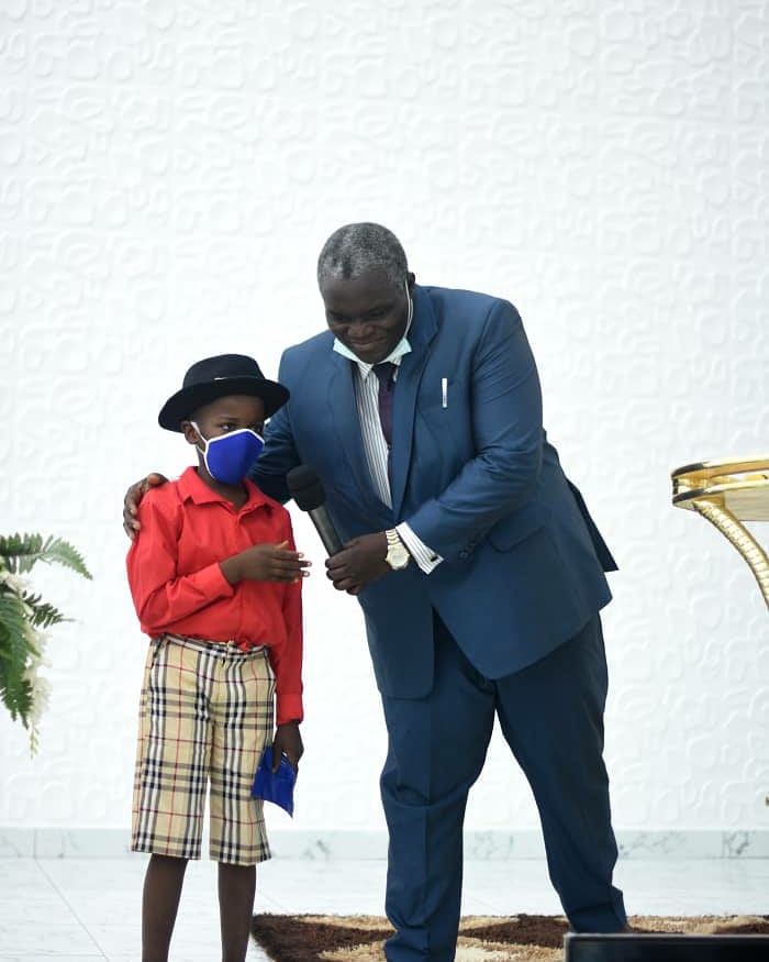 RCCGHallofMercy's tweet photo. A glorious September thanksgiving service.
#septemberthanksgiving #service https://t.co/iW4YSs8P7J