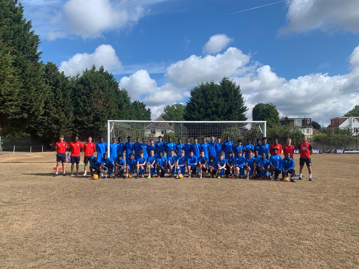 fabiosaraiva28's tweet photo. It has been a great 4 years at @palace_academy &amp; a very enjoyable experience. Grateful to be able to coach &amp; lead the programme over the last 4 years. Thank you for all the experiences &amp; memories but today is the start of a new journey for myself and one I look forward too 🙏⚽️ https://t.co/sPiUlkcufq