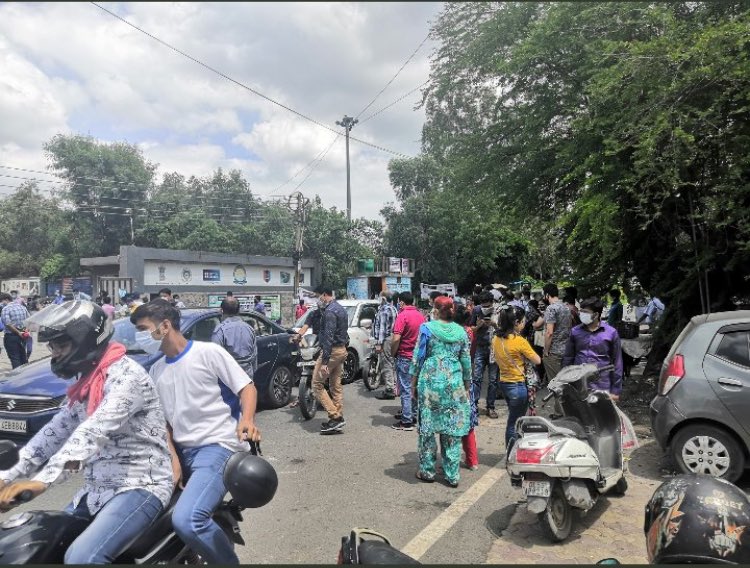 switchtvkenya's tweet photo. India has crossed Brazil to become the second highest in the number of coronavirus cases after reporting a daily high of 90,800 new infections on Monday. #SwitchUpdates https://t.co/FfRE2ovWW6