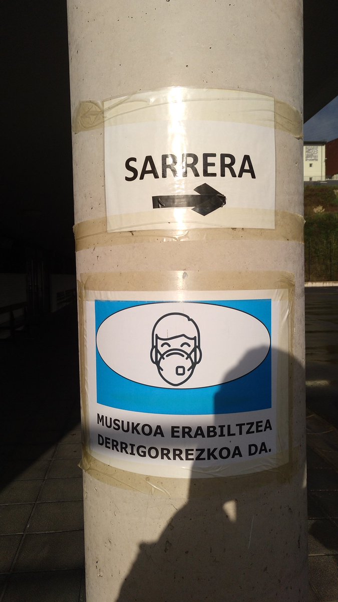 Josuodri24's tweet photo. Egun on! EAEko ikastetxeetan gaur ekingo diote ikasturte berriari. Gaur herritik atera gabe, @AzkoitiaBHI n gaude. Laster entzungai @NAIZirratia n. https://t.co/qQeCBkxBej
