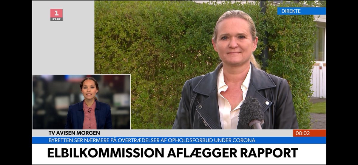 Gitte_Seeberg's tweet photo. På @DRNyheder varmede jeg også op til #Eldrup's rapport, der kommer kl. 12. Grønne biler skal være konkurrencedygtige på pris, der skal være en langsigtet afgiftsstruktur og en kort politisk proces. #dkpol #dkgreen #elbiler
Se med fra 01:00 på linket:
https://t.co/Y12DKZnxoB https://t.co/b4ujwphcL3