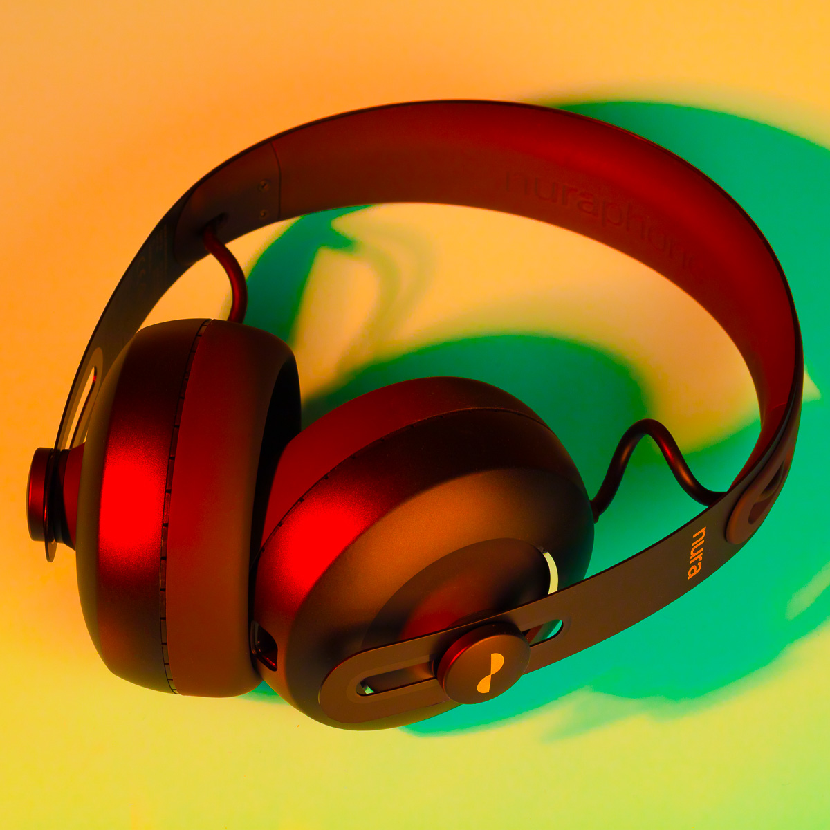 IFTSAgency's tweet image. This is the Nuraphone from @nurasound. We shot these for Nura recently in our Bath product photography studio. We think they look and sound amazing! #productphotography #photographystudio #stilllifephotography