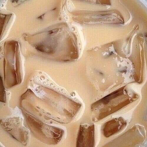 jadaheater's tweet photo. iced coffee is my weakness😌✨ https://t.co/QwvElM6MhE