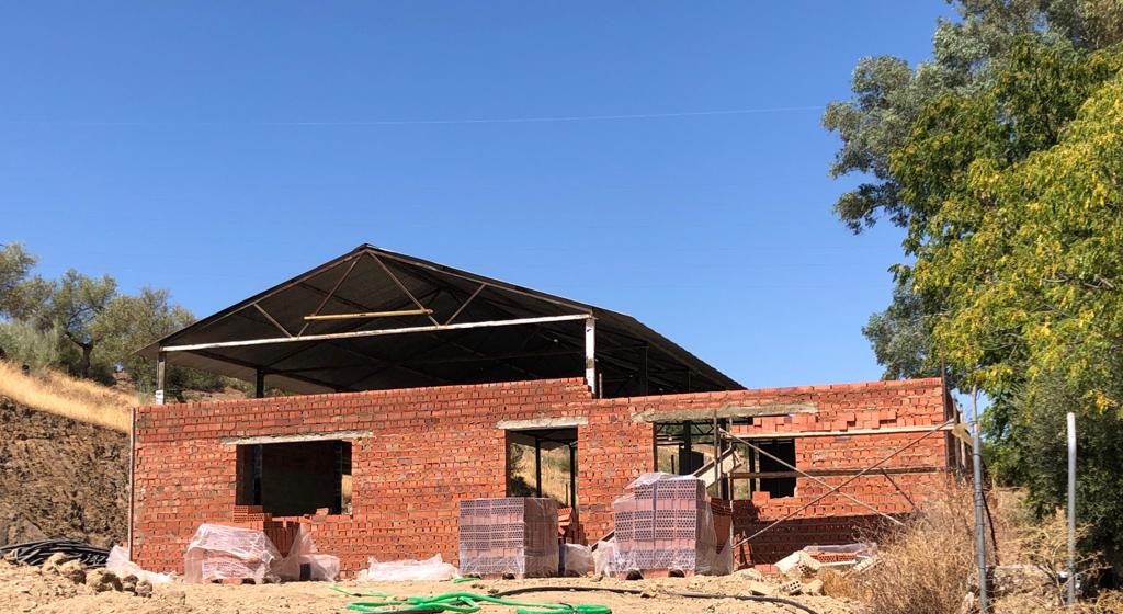🚧Damos comienzo a una nueva semana🚧

⚒️Seguimos con la ejecución de trabajos de edificación, con la construcción de una vivienda de planta baja con amplio salón, cocina y cuarto de baño⚒️ 

#sinteg
#edificación
#construcciónvivienda