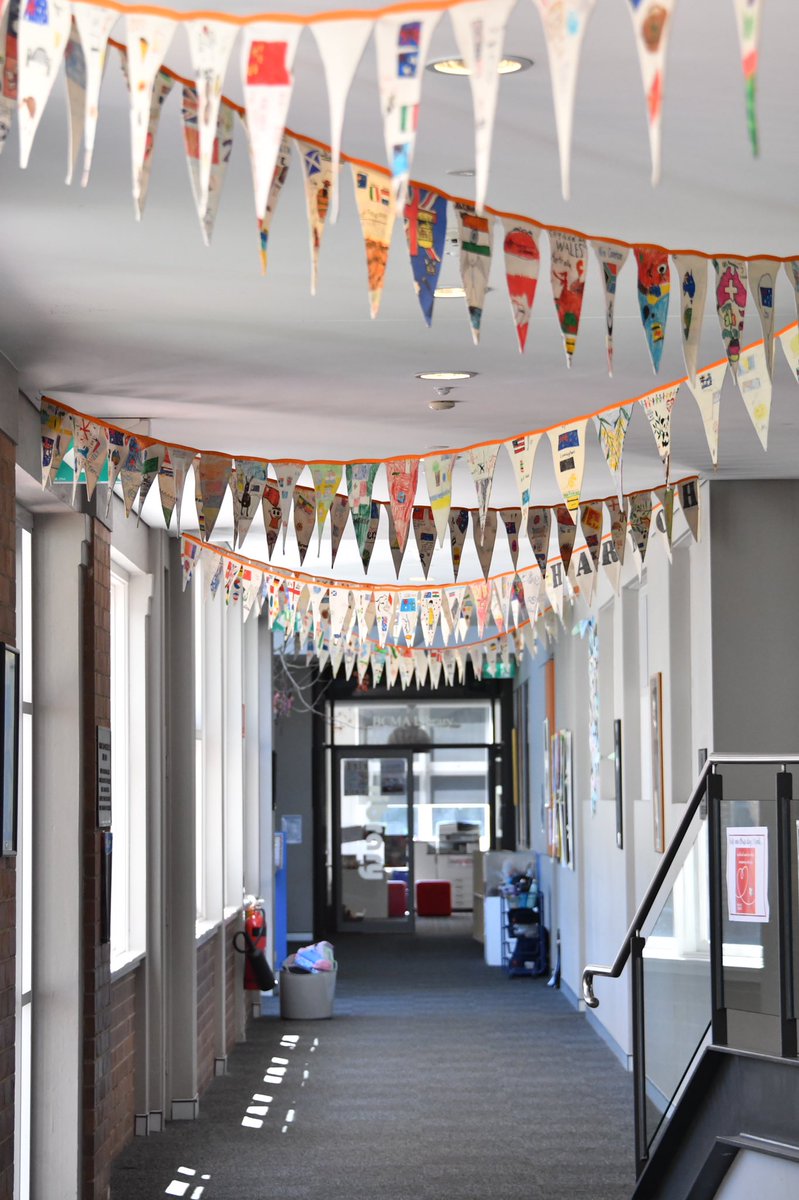 BarkerCollege's tweet photo. Junior School staff members Yvonne &amp; Sue have collaborated to create this amazing visual impact of Harmony Bunting.

We now have a wonderful feature to connect our thinking and actions to shape our rich and diverse community in harmony, every day. https://t.co/a9i0BDc4Uq
