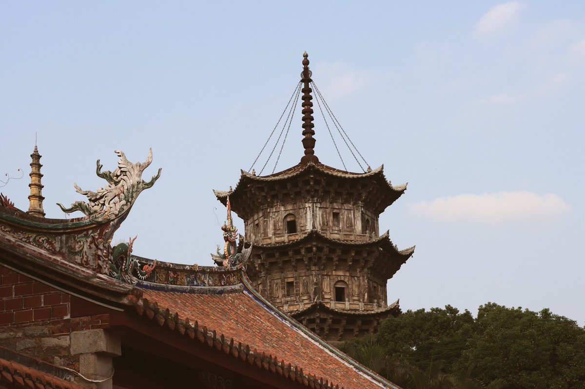 fhhh125's tweet photo. 四处溜达的一天，泉州开元寺。 https://t.co/wpIgIfhJJY