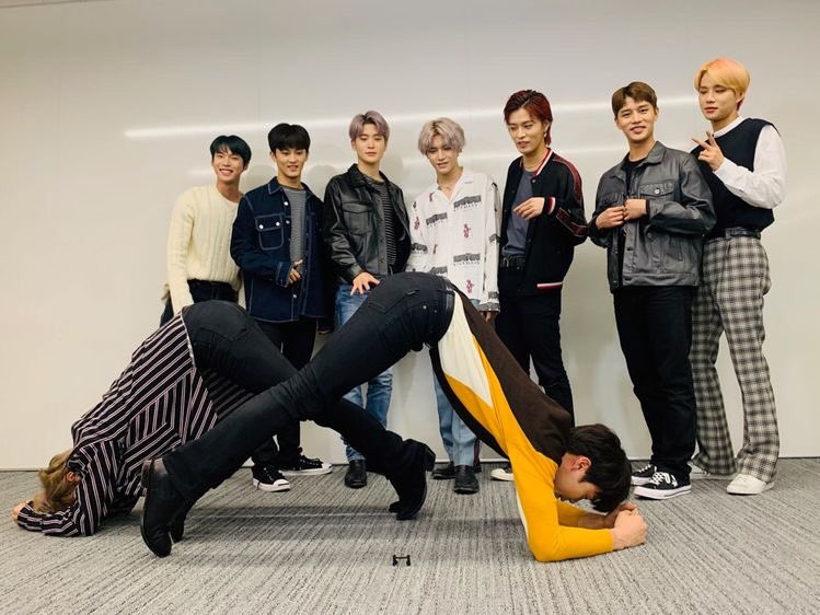 thread of nct/wayv photos that don’t seem real