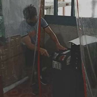 pnpsaf_6sab61sa's tweet photo. 61SAC personnel conducted polishing of AOR in relation to Maintenance of Facilities at H61SAC, Camp Tirambulo, Brgy. McKinley, Guihulngan City, Negros Oriental.
#PNPPATROLPlan2030
#Tagaligtas
#PNPKakampiMo
#WeServeAndProtect
#WeHealAsOne
#TeamPNP https://t.co/QjI96CjNwJ