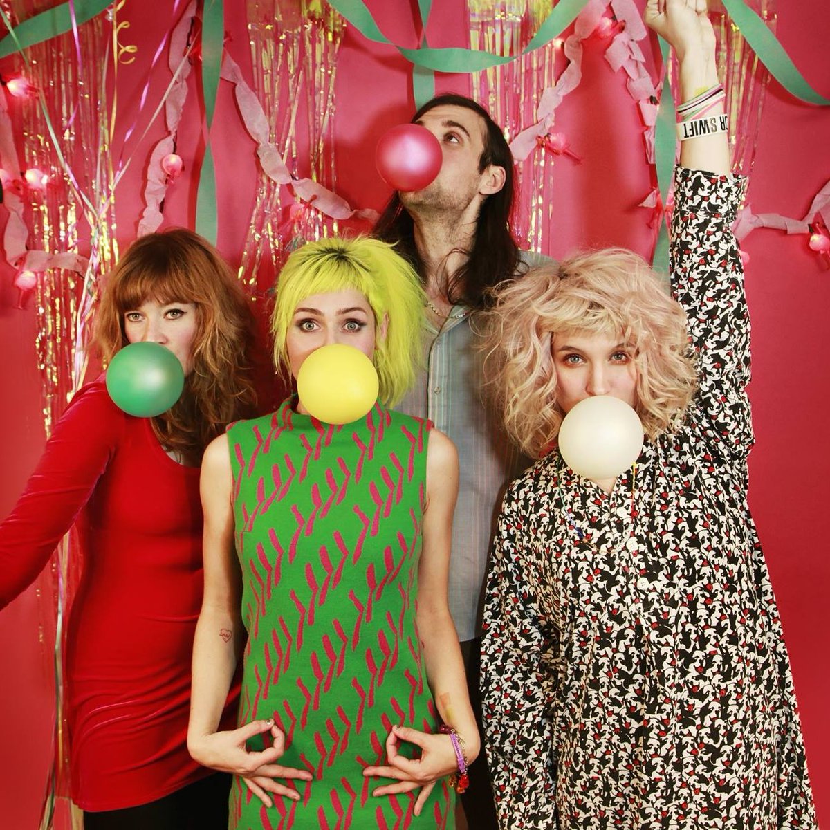 TheUnicornSound's tweet photo. Tacocat (@TacocaTs) - Seattle, WA

Songs to Listen to: Talk &amp; Hologram

Spotify: https://t.co/V5PmMRwwey

Apple Music: https://t.co/pCDV22Q5ER https://t.co/5UuBJvTXQu