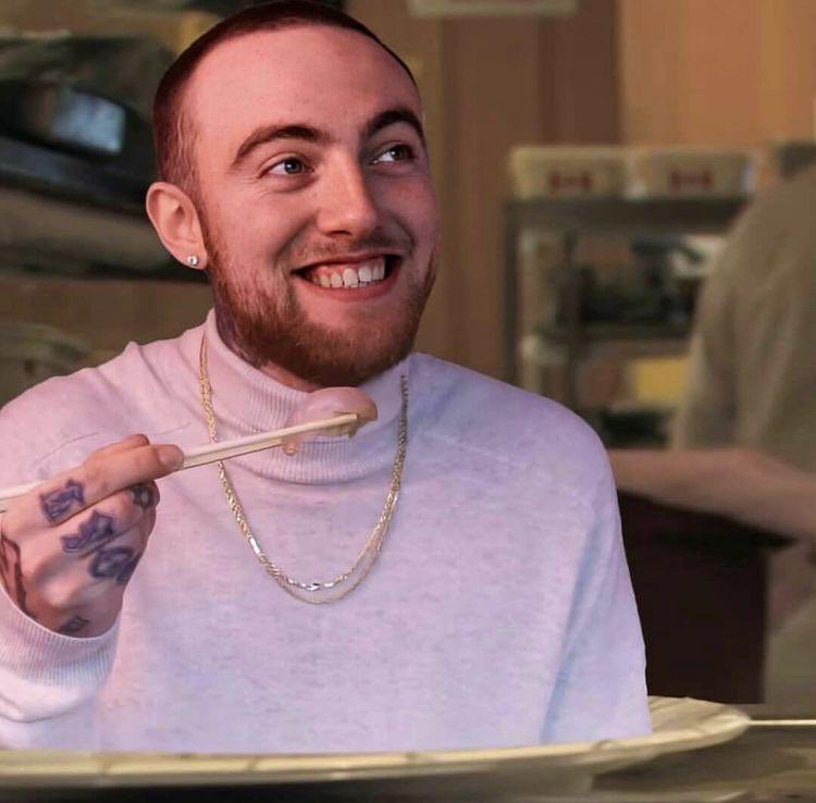 here’s a thread of as many pics of Mac smiling as i could findRIP Mac 